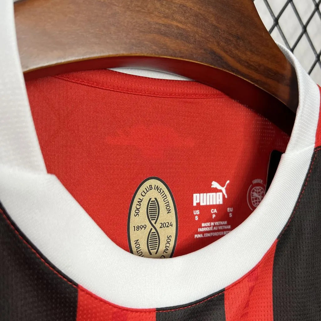 AC Milan 24/25 Home Jersey