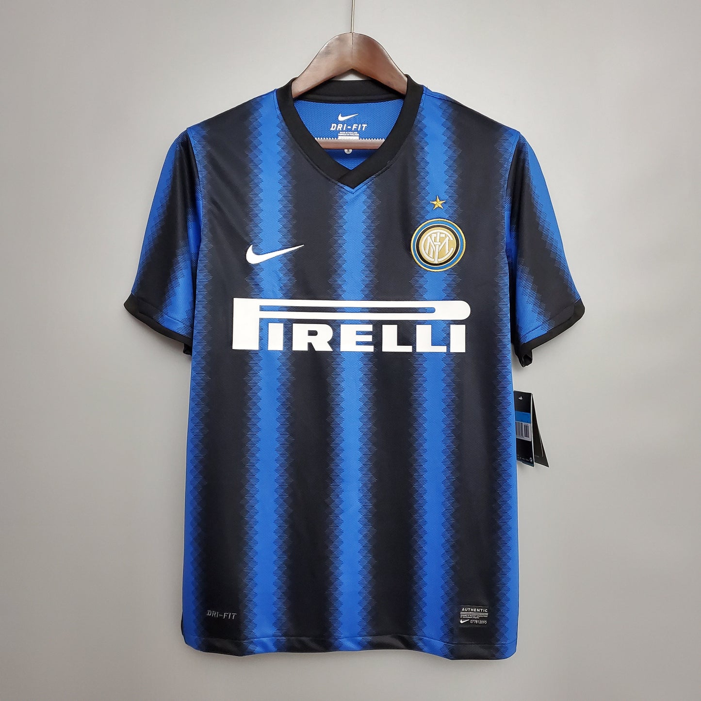 Inter Milan 10/11 Home Retro Jersey