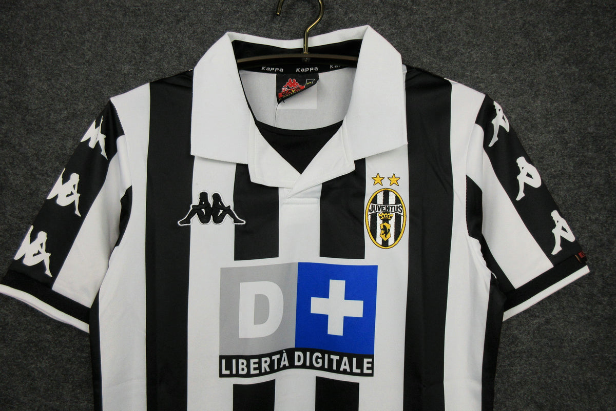 Juventus 99/00 Home Retro Jersey