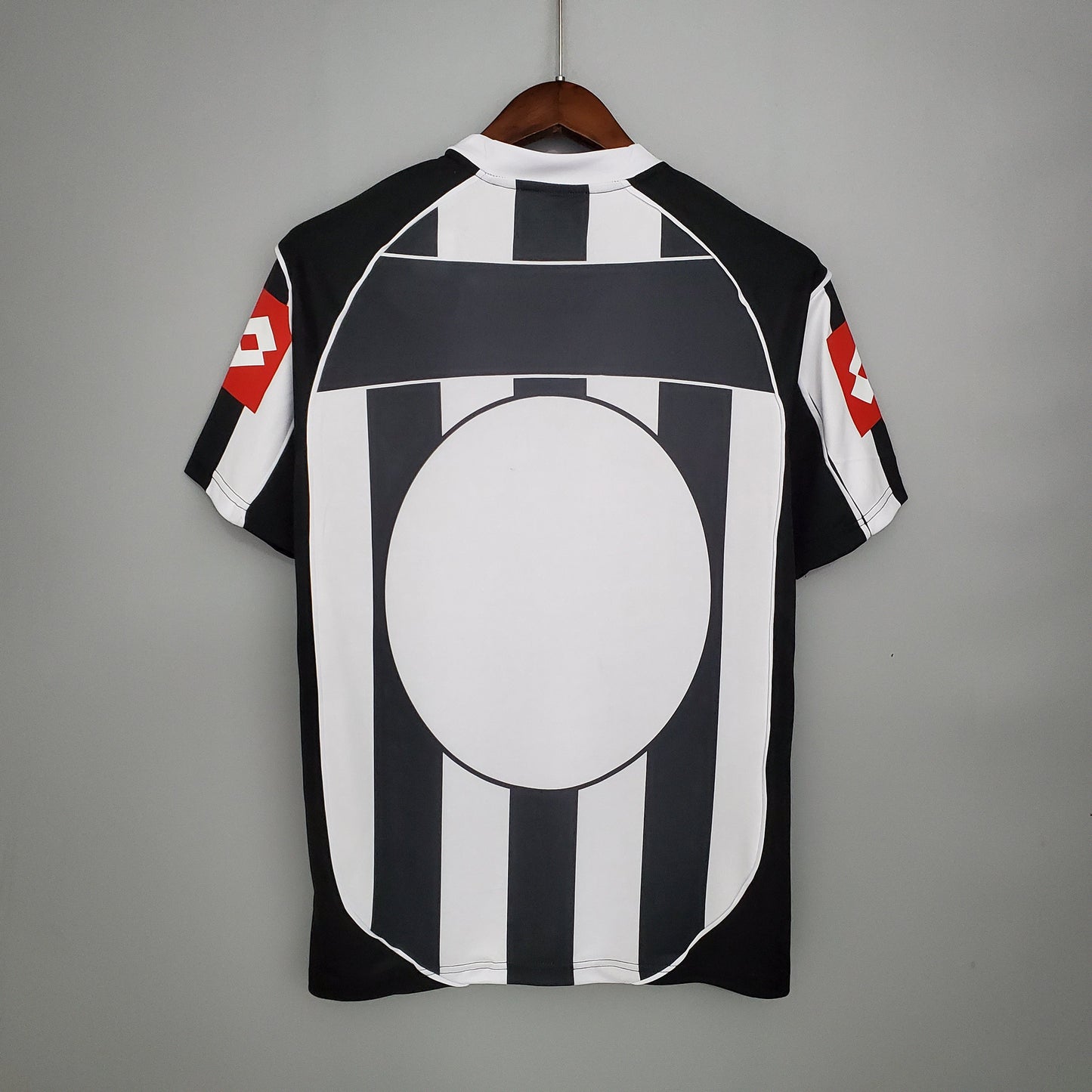 Juventus 02/03 Home Retro Jersey