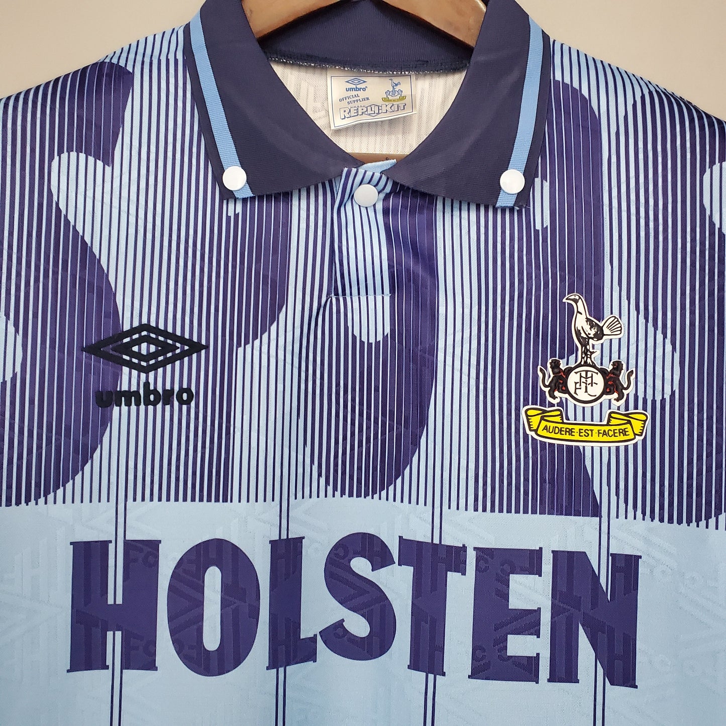 Tottenham 91/92 Away Retro Jersey