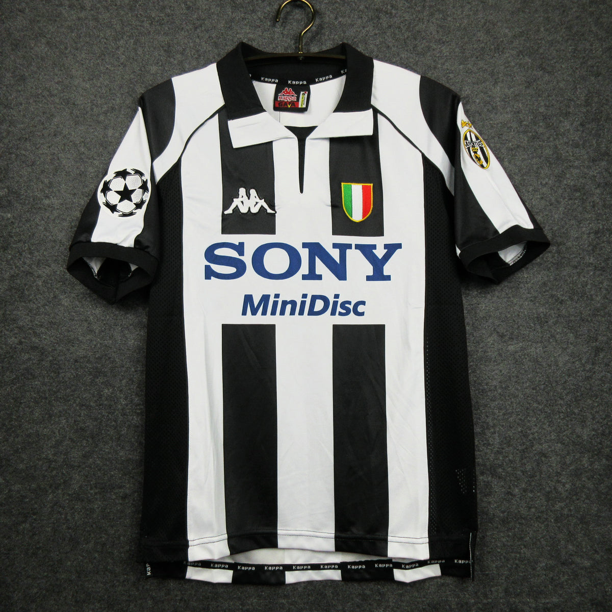 Juventus 97/98 Home Retro Jersey