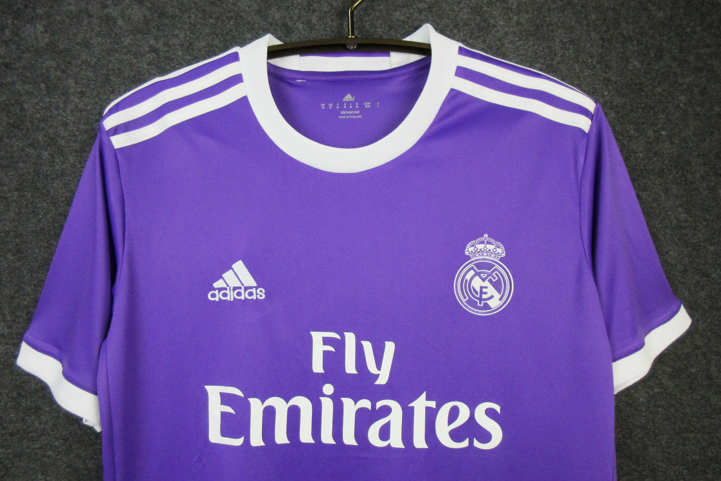 Real Madrid 16/17 Away Retro Jersey