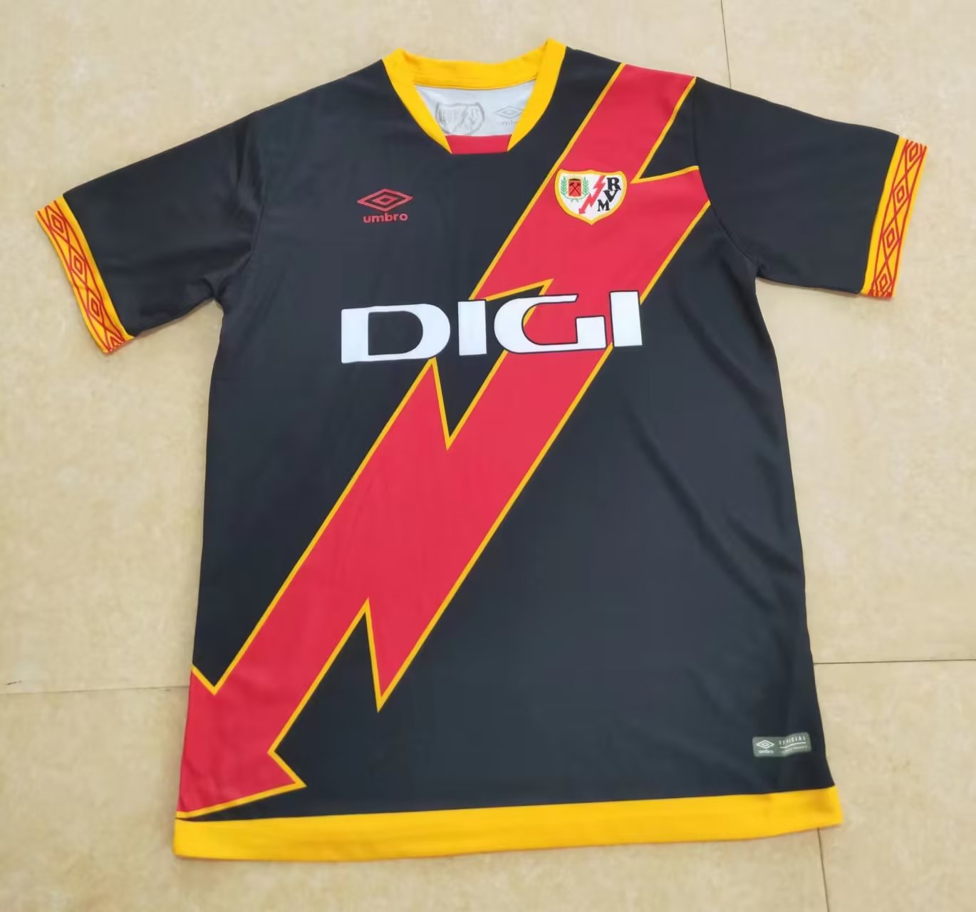 Rayo vallecano 23/24 Away Jersey