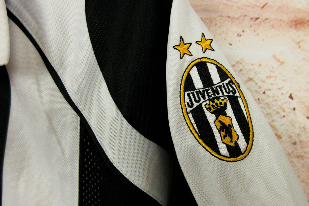 Juventus 97/98 Home Retro Jersey