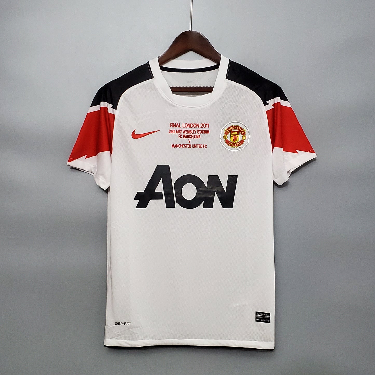 Manchester United 10/11 Away Retro Jersey