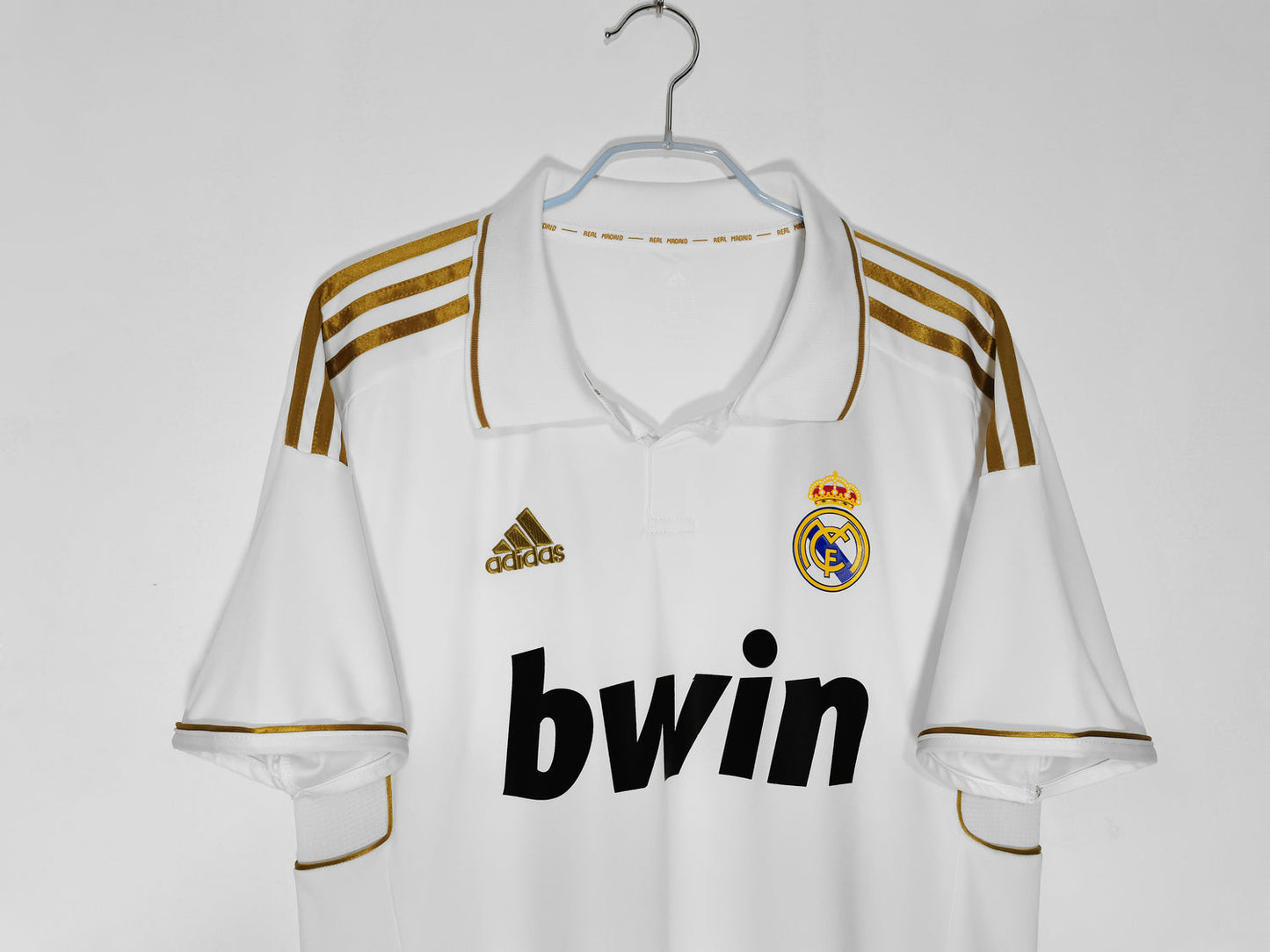 Real Madrid 11/12 Home Retro Jersey