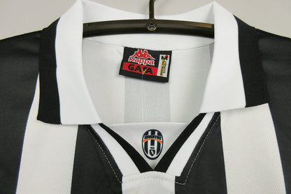 Juventus 94/95 Home Retro Jersey